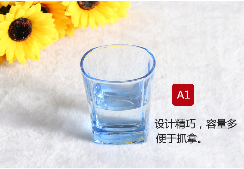 設(shè)計(jì)精巧，容量多